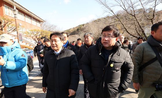 우치동물원 방문한 김성환 기후부 장관