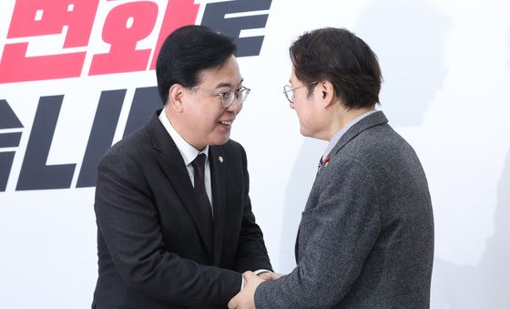 인사하는 송언석·홍익표