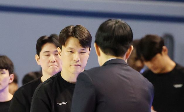 김효범 감독, 이겼지만 씁쓸해