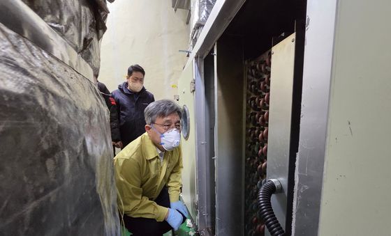 고궁박물관 화재 살펴보는 허민 국가유산청장