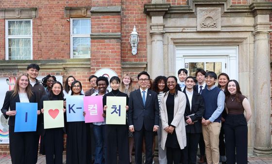 미국 청년들 만난 김민석 국무총리