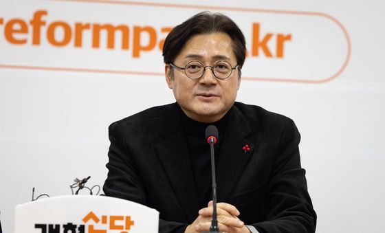 인사말하는 홍익표 청와대 정무수석