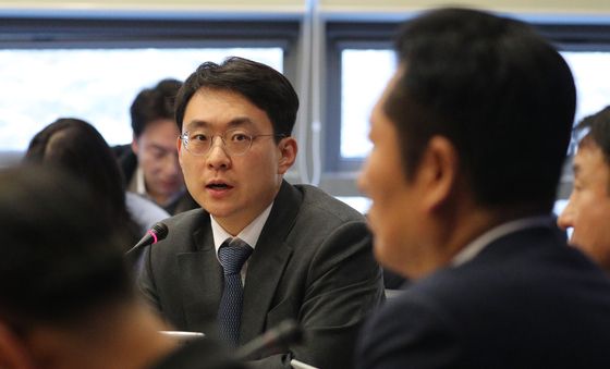 조국혁신당 합당 관련 발언하는 박지원 최고위원