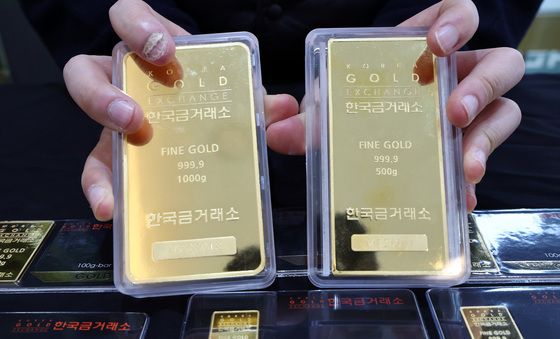 금값 사상 첫 4,900달러 돌파