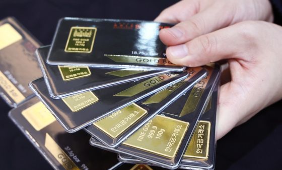 치솟는 금값