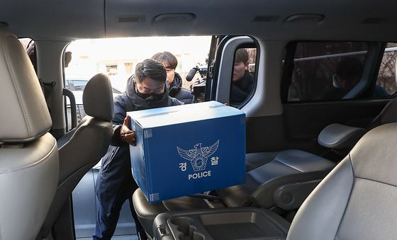 경찰, 김경 주거지 등 압수수색