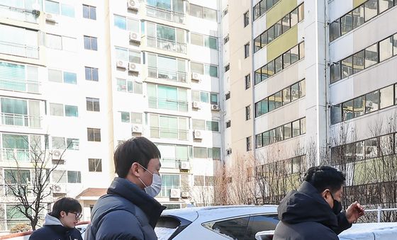 경찰, 김경 서울시의원 자택 압수수색