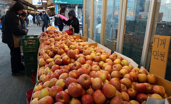 설 차례상 비용 1~2% 하락…소비자 부담 완화