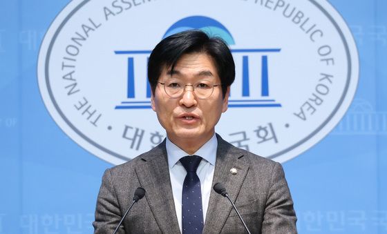 이혜훈 임명 철회 관련 브리핑하는 박해철