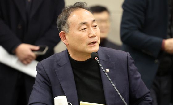 발언하는 김원이 민주당 전남도당 위원장