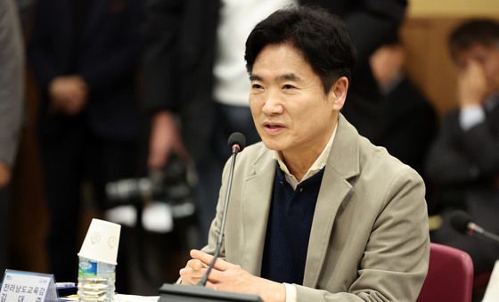 발언하는 김대중 전남도교육감