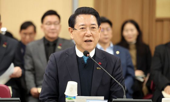 발언하는 김영록 전남지사