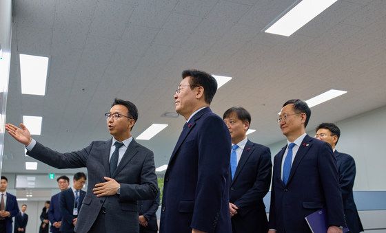 초국가범죄 특별대응 TF 격려 방문 나선 이재명 대통령