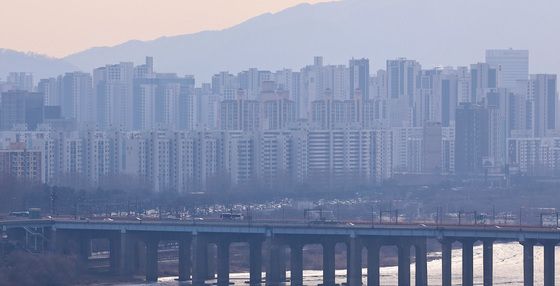 다주택자 양도세 중과 재적용 앞두고 일부 가격 낮춘 매물 등장