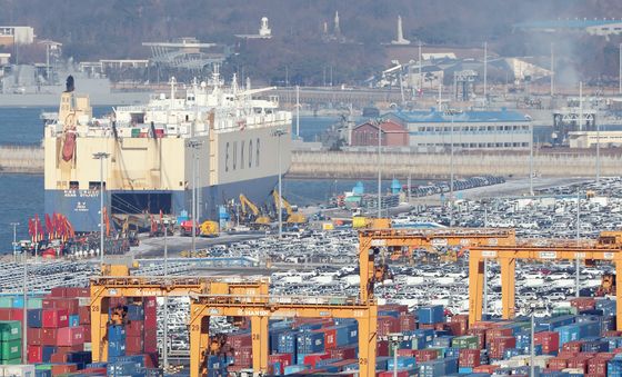 트럼프 한국에 25% 관세, 무역 협상 번복은 처음