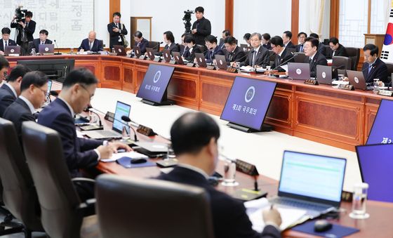 이재명 대통령, 국무회의 주재