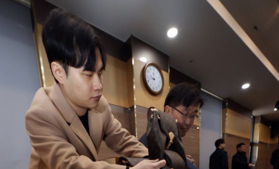 인천본부세관, 1200억원대 위조 명품 판매 쇼핑몰 운영조직 '일망타진'