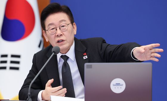 국무회의 발언하는 이재명 대통령