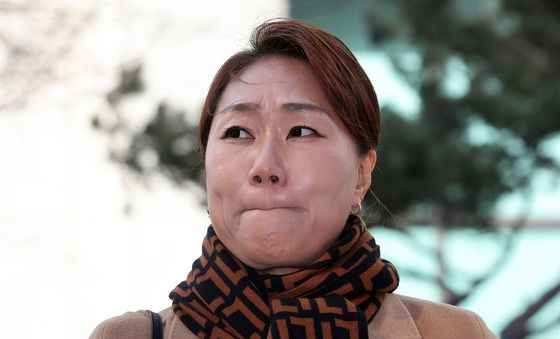 공공범죄수사대 도착한 강혜경