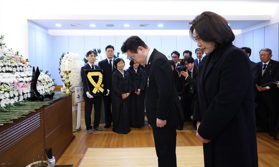 이재명 대통령 '故이해찬 전 총리 빈소 조문'