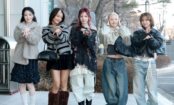 아이들 '정희'에서 만나요