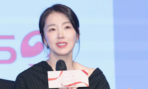 소이현, 미인대회 출신 차세리