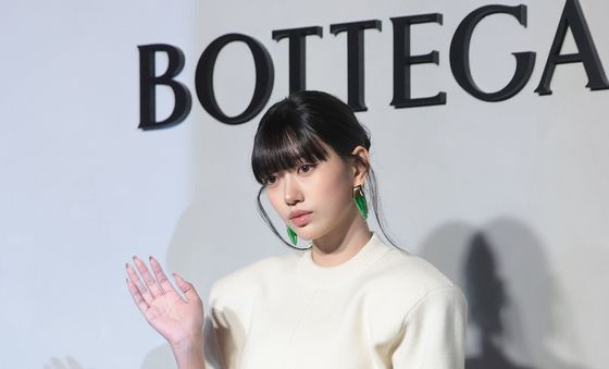 미야오 수인, 딱 봐도 인형