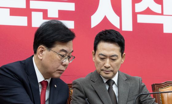 장동혁·송언석 '필담'