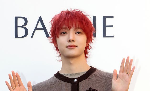 앤팀 의주, 레드빛 헤어가 포인트