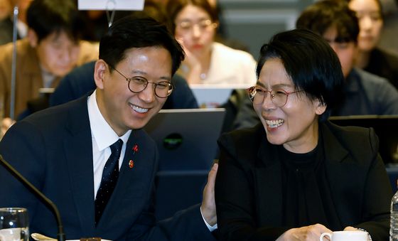 배경훈-최민희, 화기애애