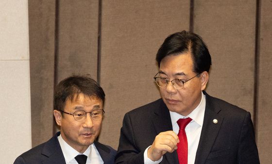 본회의장의 여야 원내대표