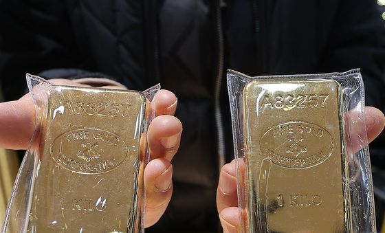 국제금값, 5500달러 돌파 '사상 최고치'