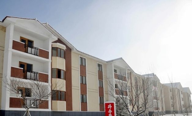 황북 송죽공예작물농장·송림시 신량농장에 지어진 새 주택들