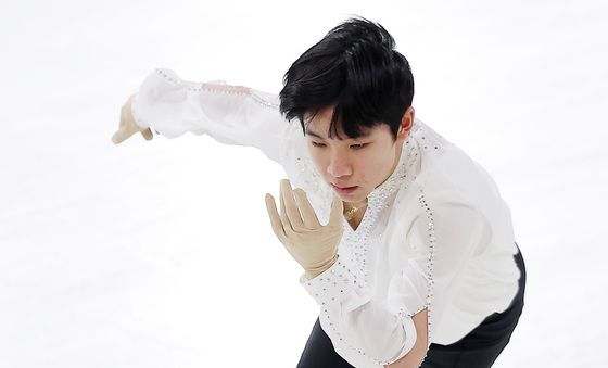 연기 펼치는 최하빈