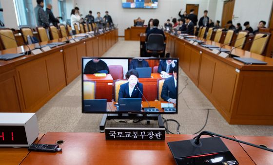 '여야 합의되지 않은 일정' 여객기 참사 국조특위 불출석한 국토부 장관