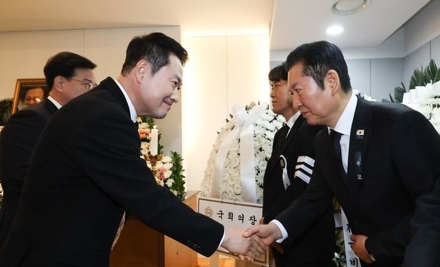 故 이해찬 빈소 조문하는 장동혁 대표