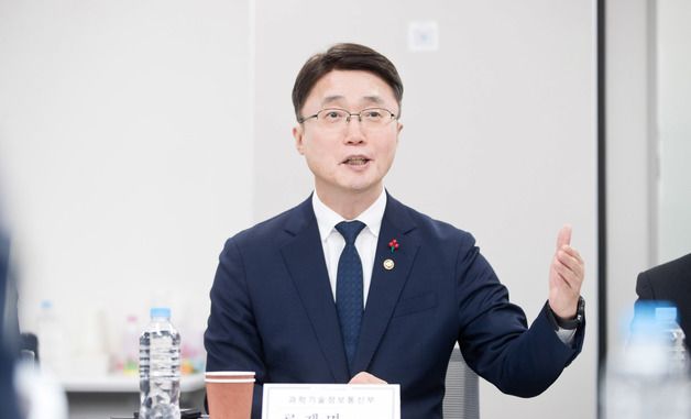 국방 AX 정책간담회, 발언하는 류제명 제2차관