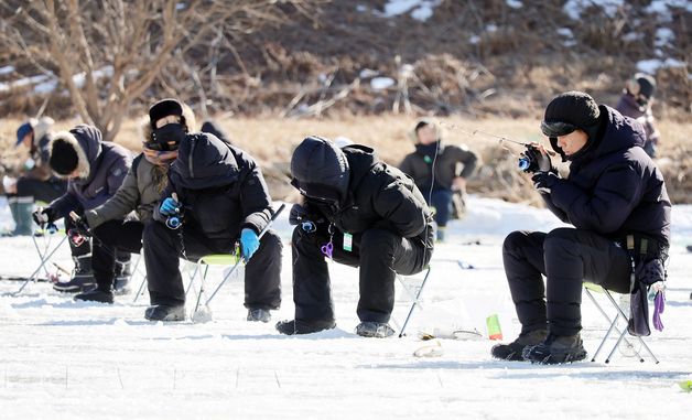 얼음 위의 강태공
