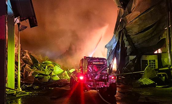 투입되는 무인소방로봇