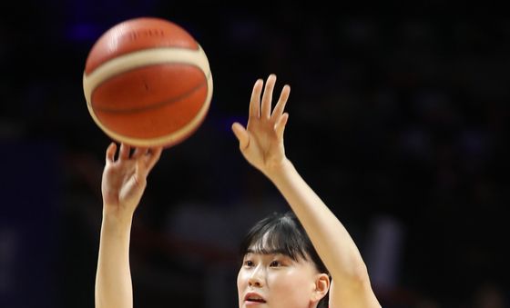 3점슛하는 이소희