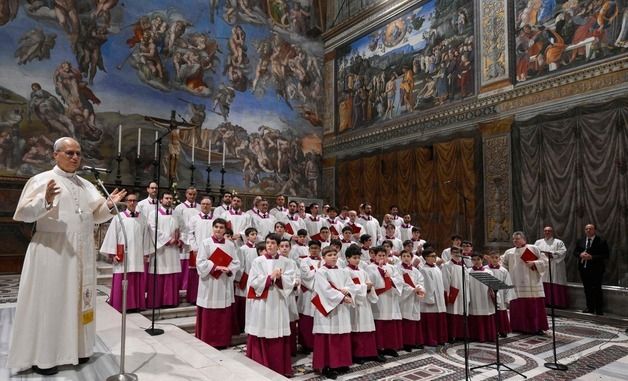 [포토] 크리스마스 기념 콘서트에 참석한 레오 14세 교황