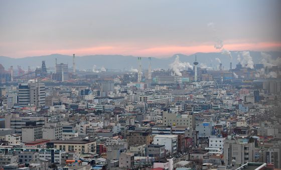 아침 시작하는 포항철강공단