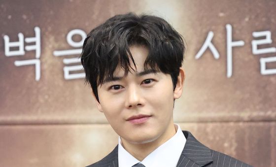 김동준, 뮤지컬 배우 변신