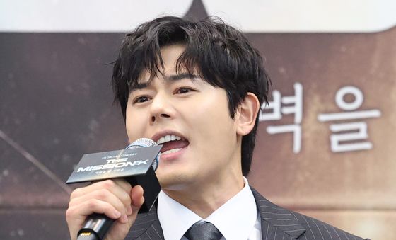 시연하는 김동준