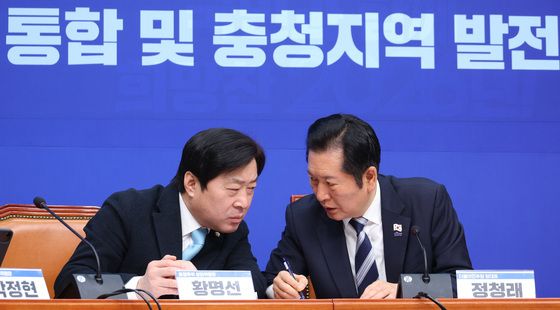 대화하는 정청래·황명선