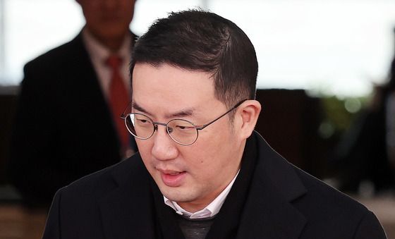 구광모 LG 회장, 방중 일정 끝내고 귀국