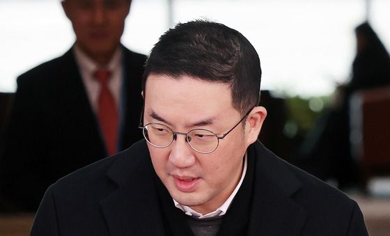 구광모 LG 회장, 방중 일정 끝내고 귀국