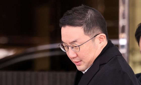 귀국하는 구광모 회장