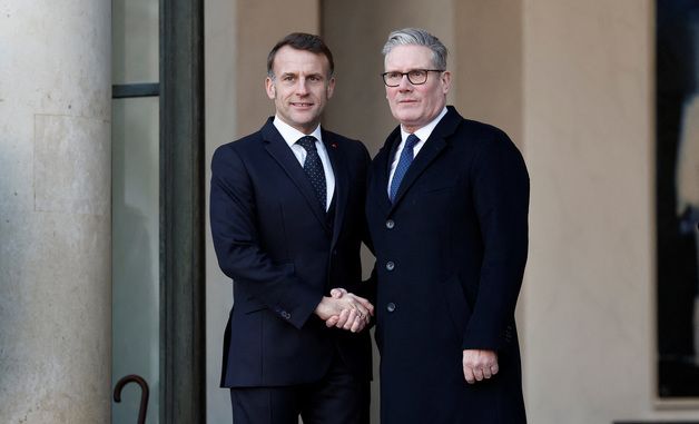 [포토] 의지의 연합 정상회의 주도하는 마크롱과 스타머