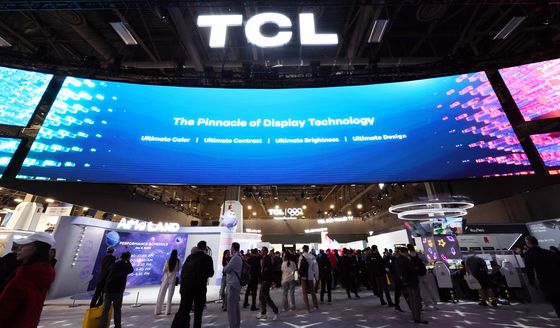 [CES 2026]TCL 부스 찾은 관람객들